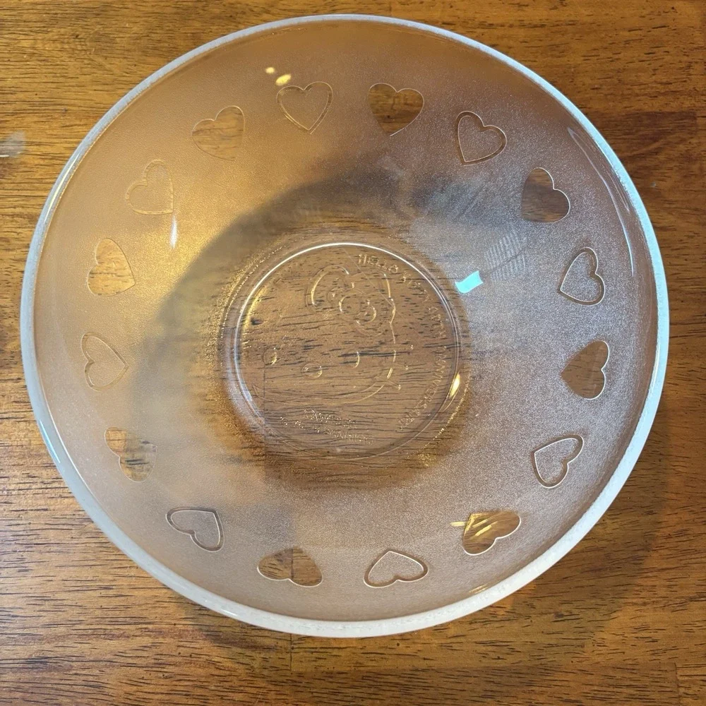 Hello Kitty‎ 40th Anniversary Frosted Glass Bowl With Heart Design RARE!